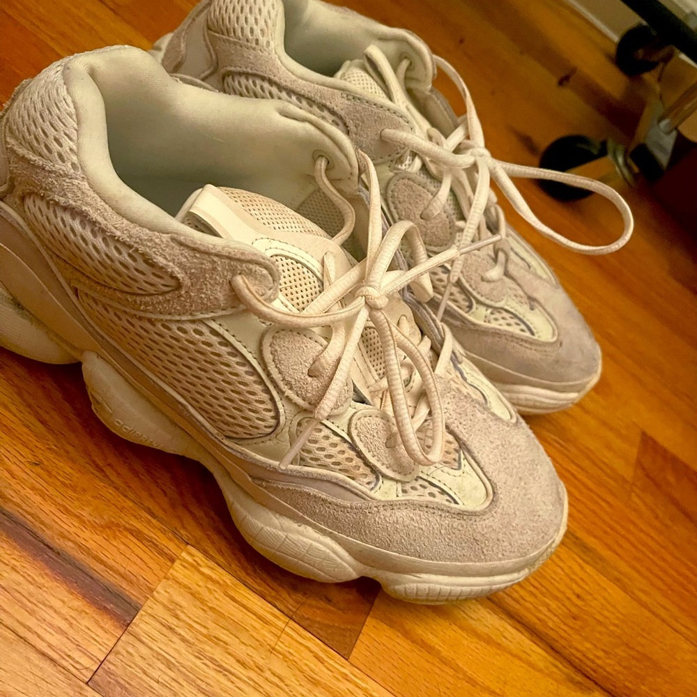 Yeezy 500 sneakers